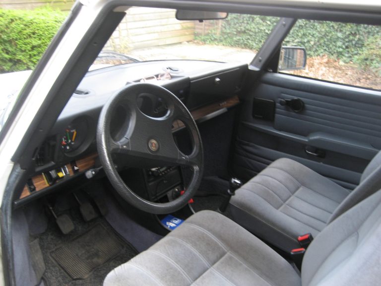 Saab 90 LT-01-JB