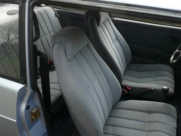 Saab 90 NZ-93-PH