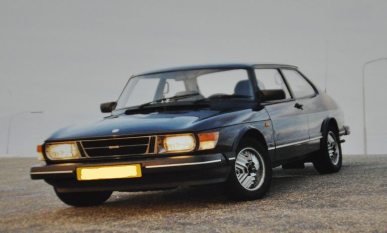 Saab 90 RF-02-YJ