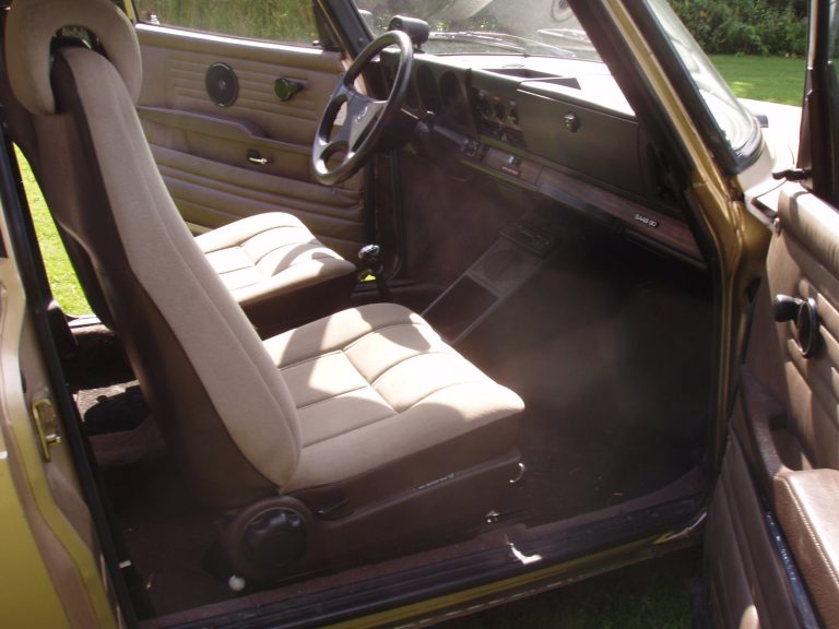 Saab 90 RG-72-TJ