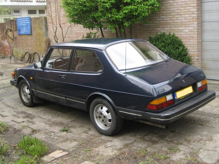 Saab 90 RL-88-PZ