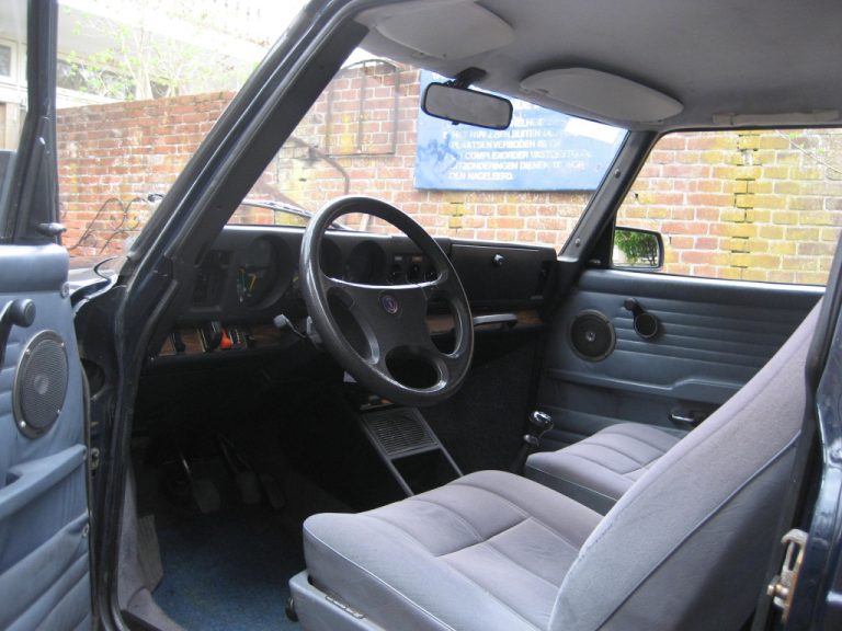 Saab 90 RL-88-PZ