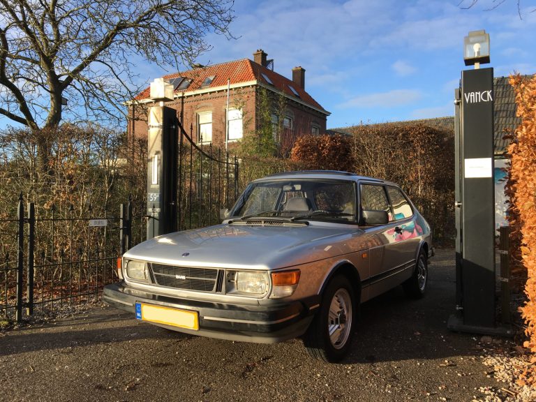Saab 90 RL-89-PZ
