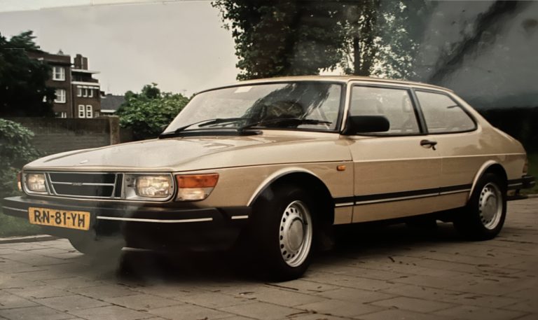 Saab 90 RN-81-YH