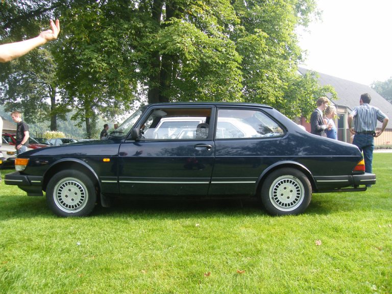 Saab 90 RT-02-PJ
